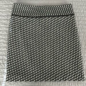 LOFT Outlet Black White & Gray Tweed Shift Skirt, 00P, EUC